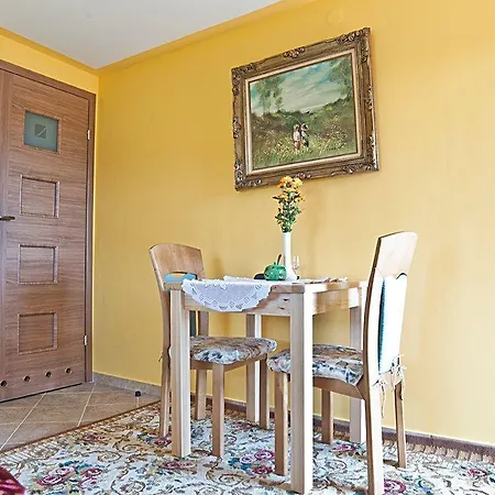 Проживание в семье ,, Krokus